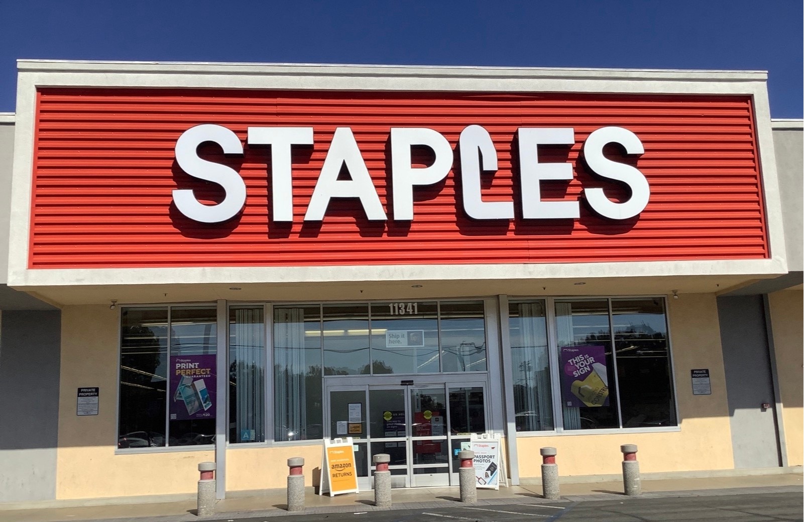 staples passport photos near me