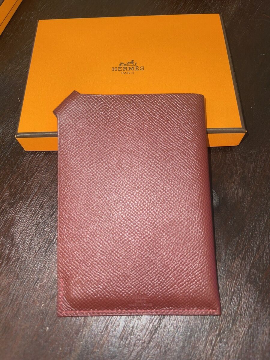 tarmac passport holder