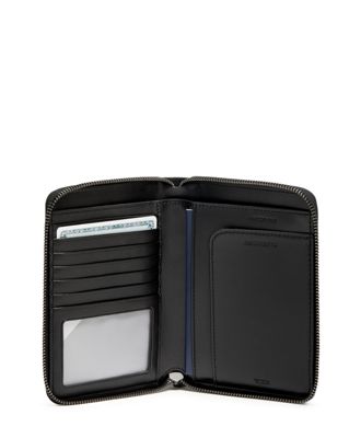 tumi passport holder