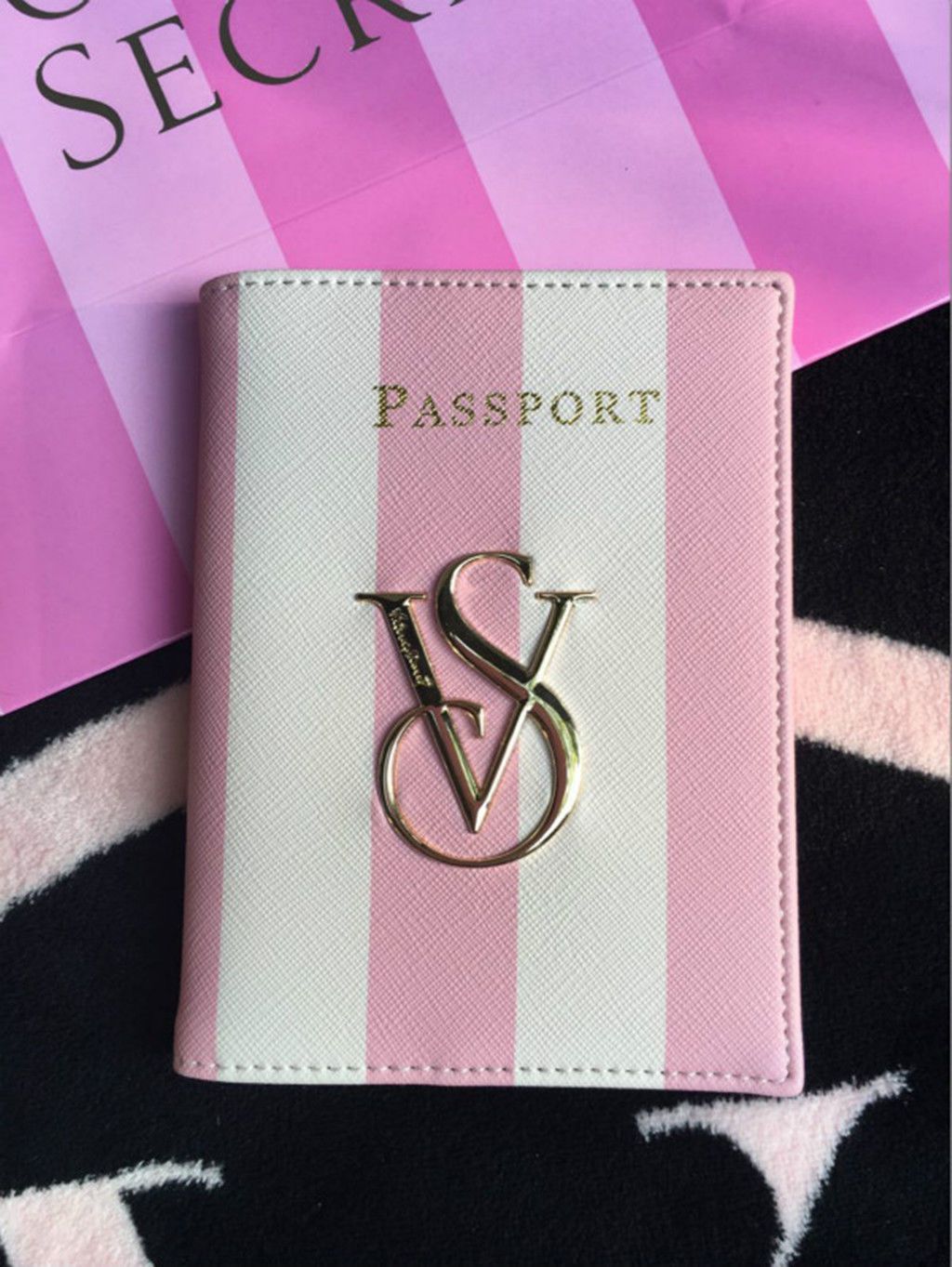 victoria secret passport holder